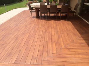 דק, דקים מעץ - ל.ח בניה ויזמות